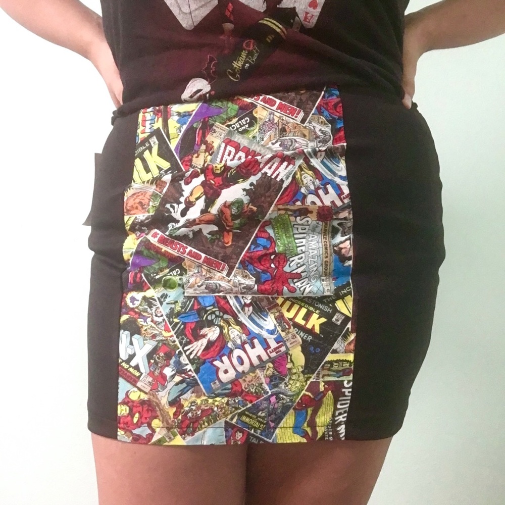 Marvel mini skirt